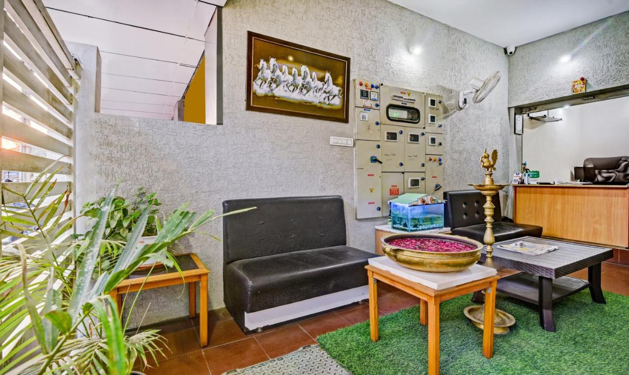Hotel Treebo Trend Karan Residency Mysore Exterior foto